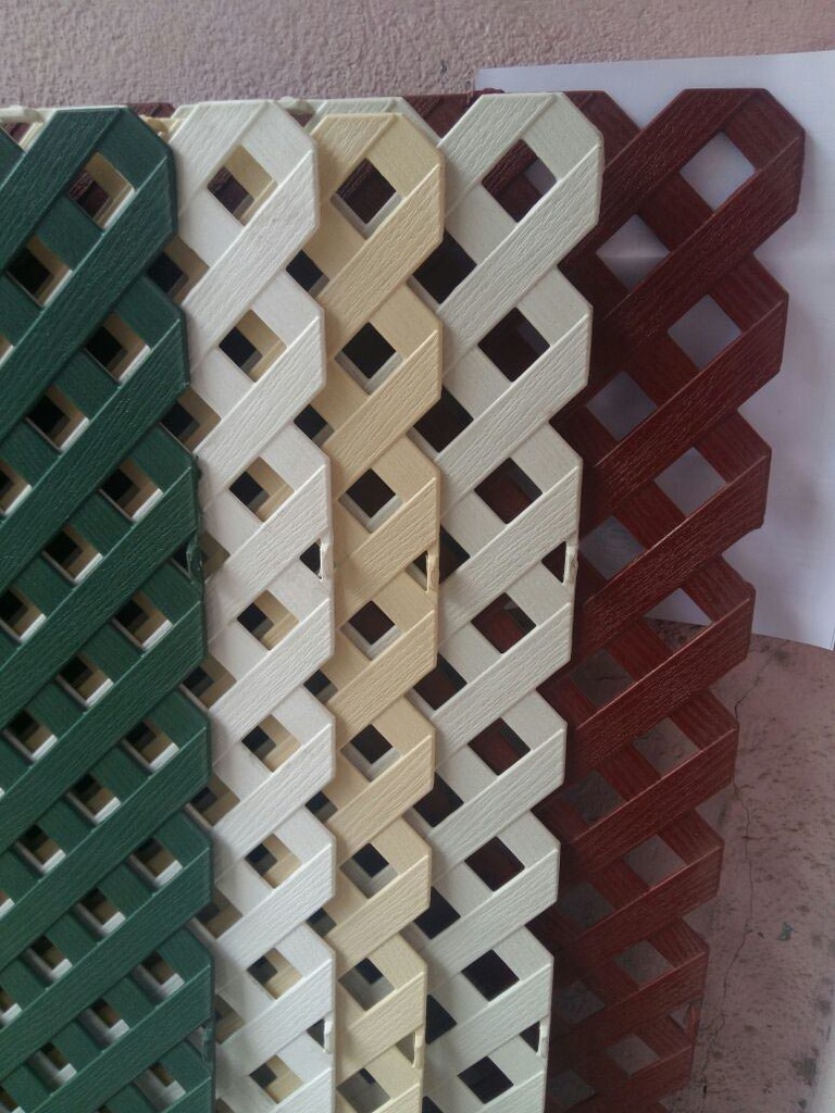 PLYWOOD LATTICE 4*8 PVC BLANC