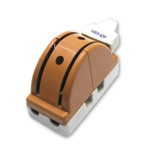 [7460487635319] DOUBLE THROW 20A 2P KNIFE SWITCH